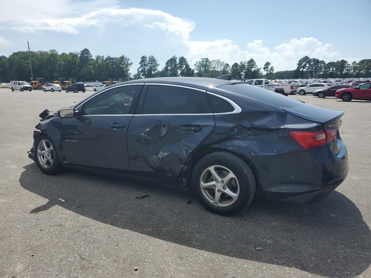 2016 Chevrolet Malibu Ls - Фото 2