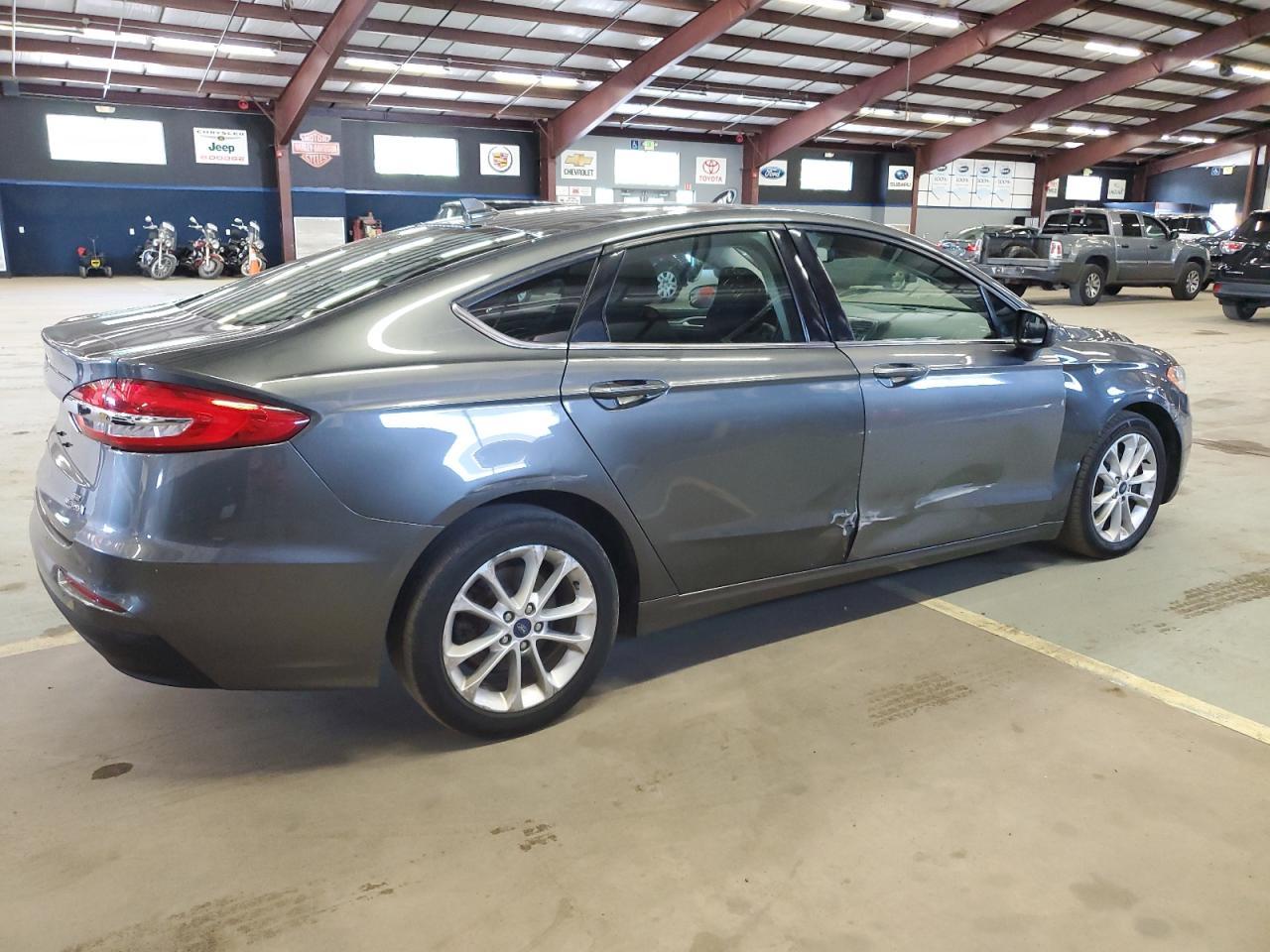 2019 Ford Fusion Se - Фото 3