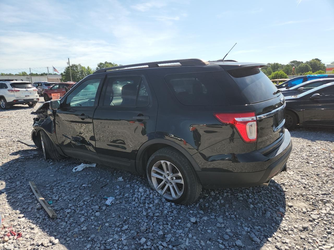 2014 Ford Explorer - Image 2