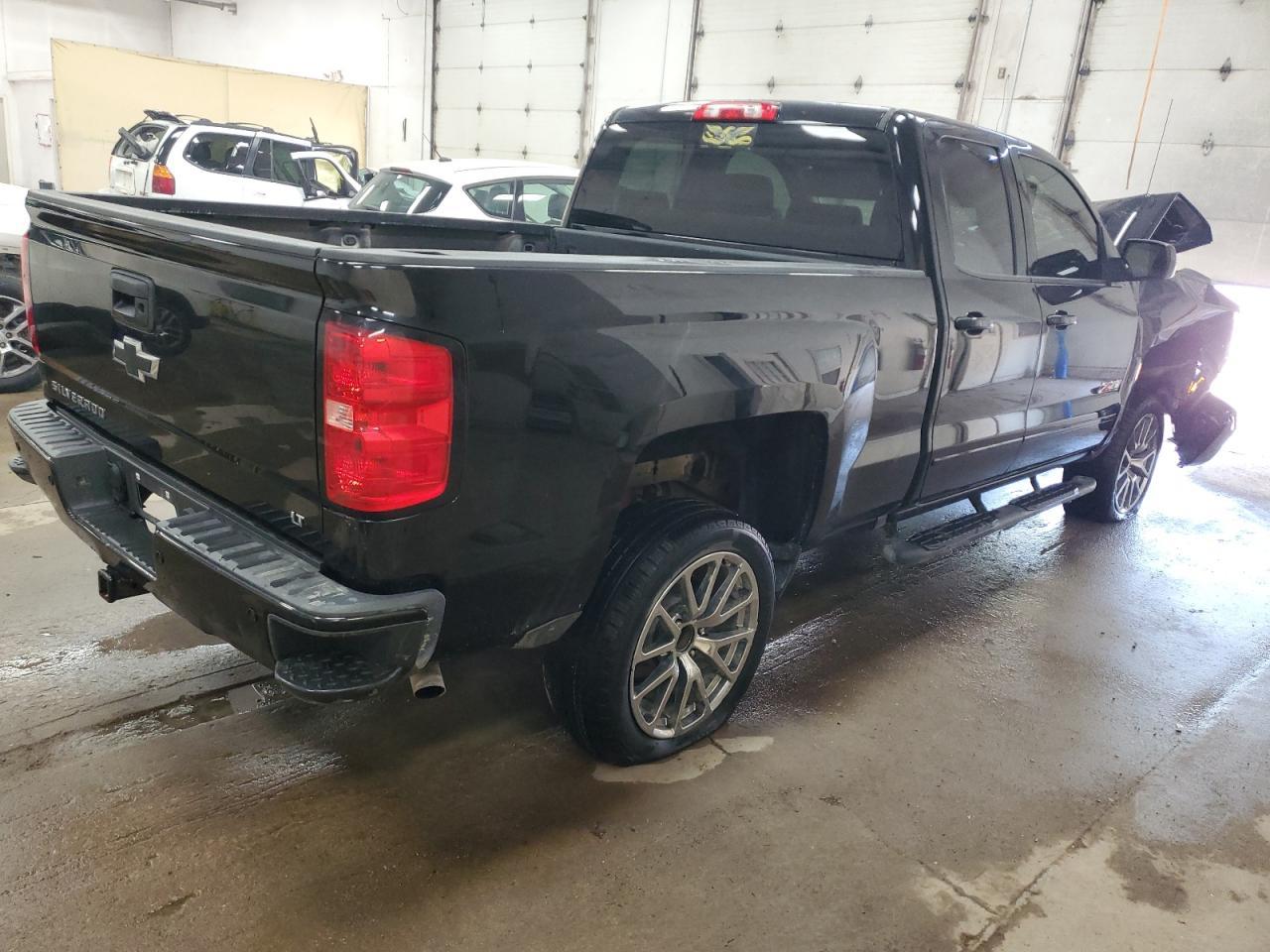2018 Chevrolet Silverado K1500 Lt - Image 3