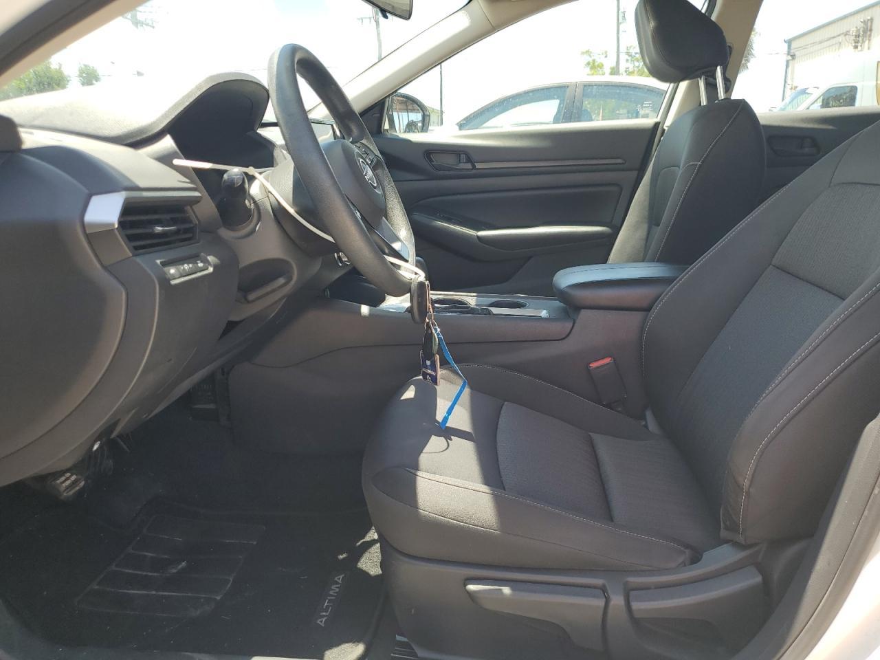 2023 Nissan Altima S - Фото 7