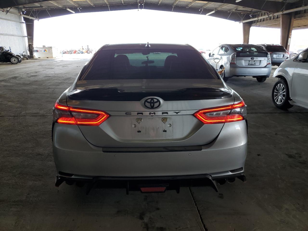 2018 Toyota Camry Xse - Фото 6