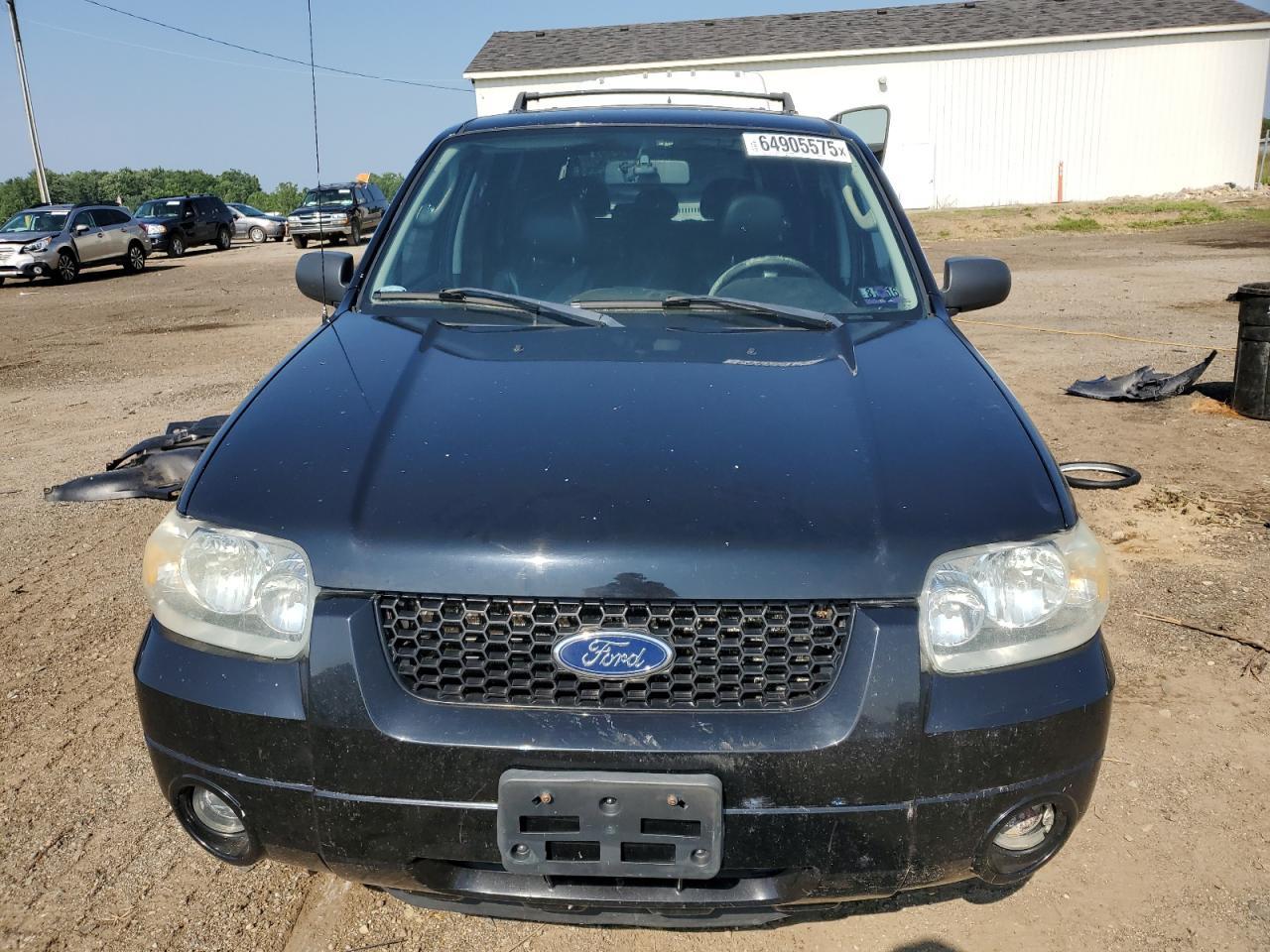 2006 Ford Escape Limited - Image 5