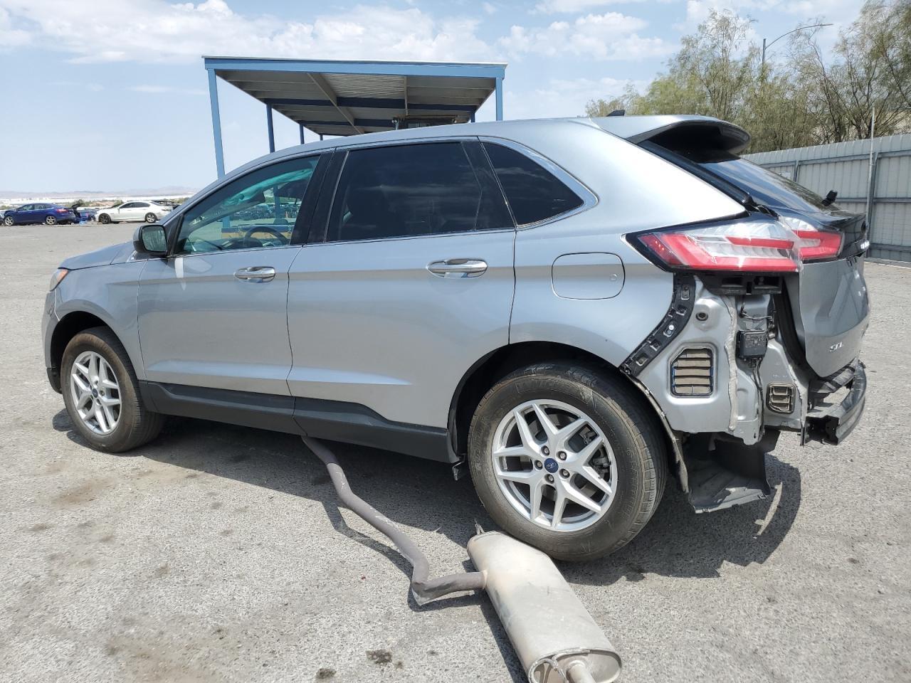 2022 Ford Edge Sel - Image 2