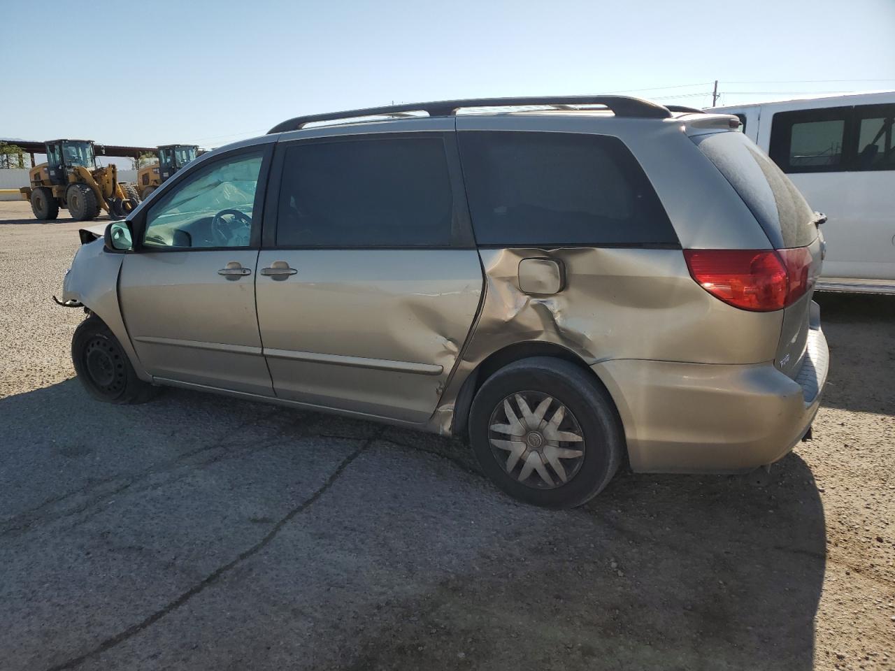 2006 Toyota Sienna Ce - Image 2