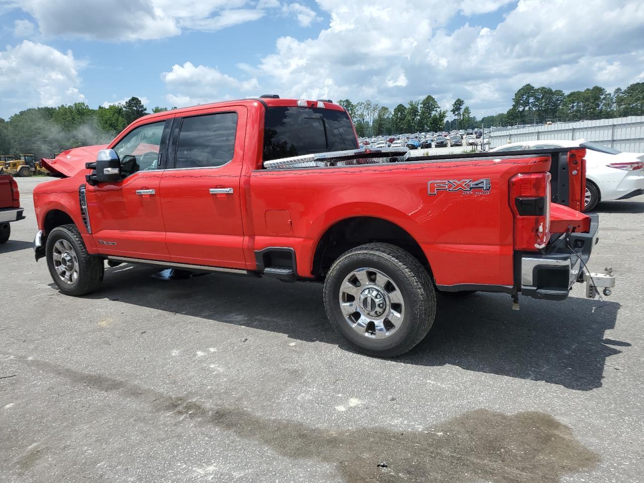 2024 Ford F250 Super Duty - Фото 2