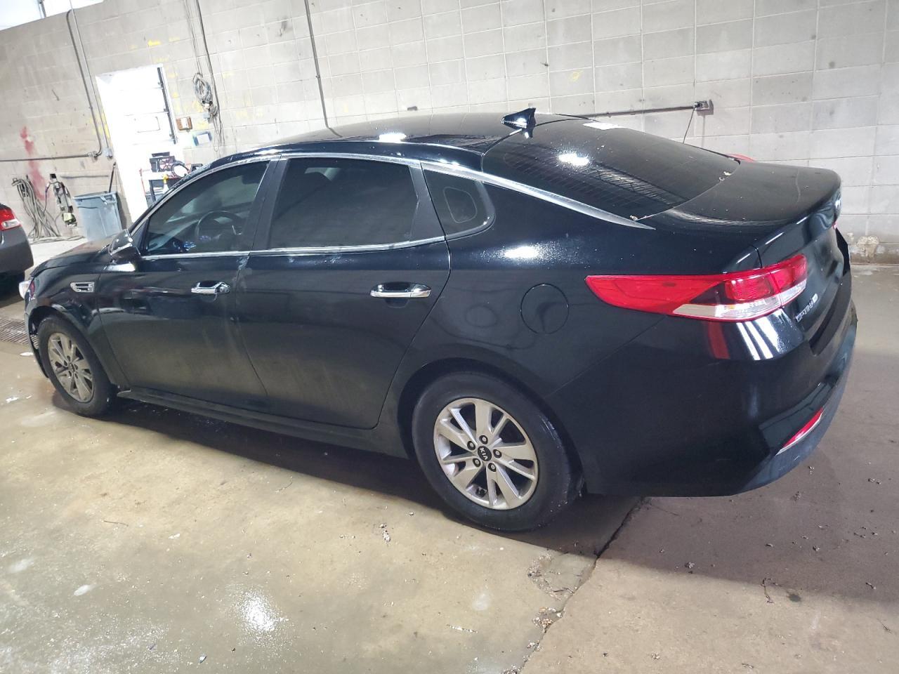 2017 Kia Optima Lx - Фото 2