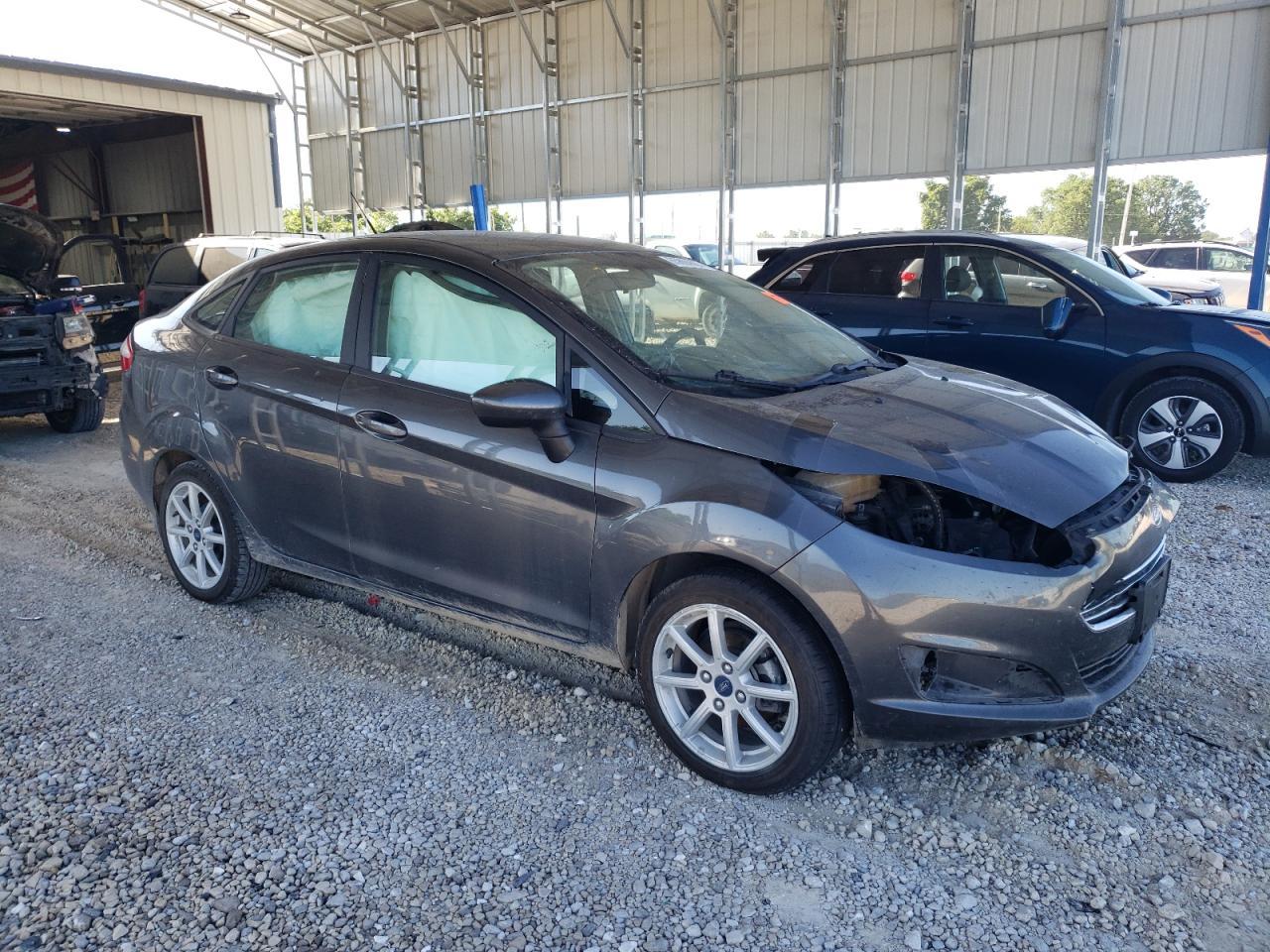 2019 Ford Fiesta Se - Фото 4