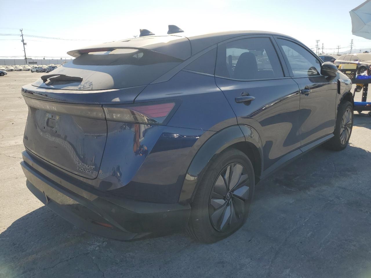 2023 Nissan Ariya Platinum + - Фото 3