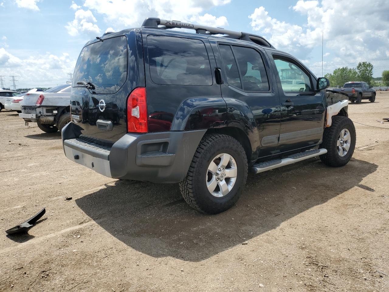 2011 Nissan Xterra Off Road - Фото 3