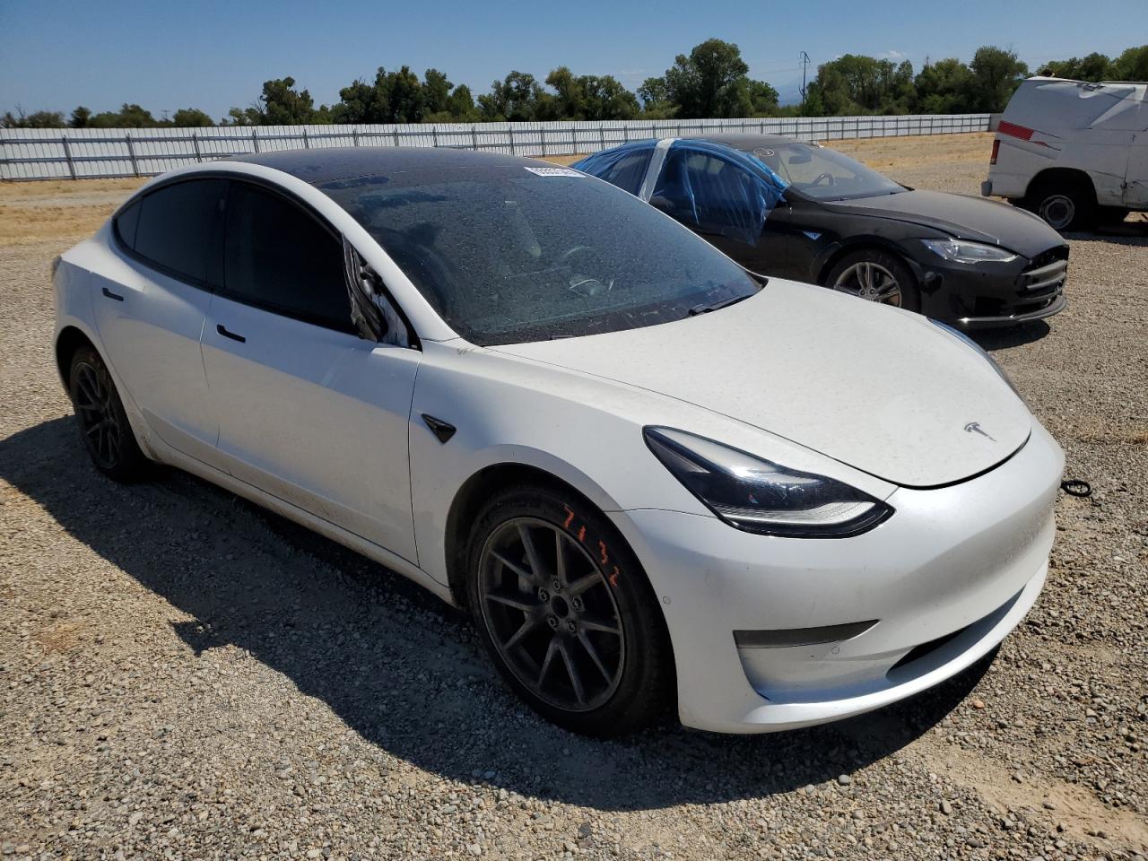 2021 Tesla Model 3 - Image 4