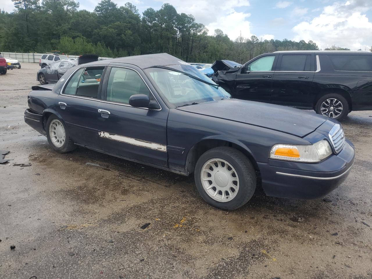 2001 Ford Crown Victoria Lx - Image 4