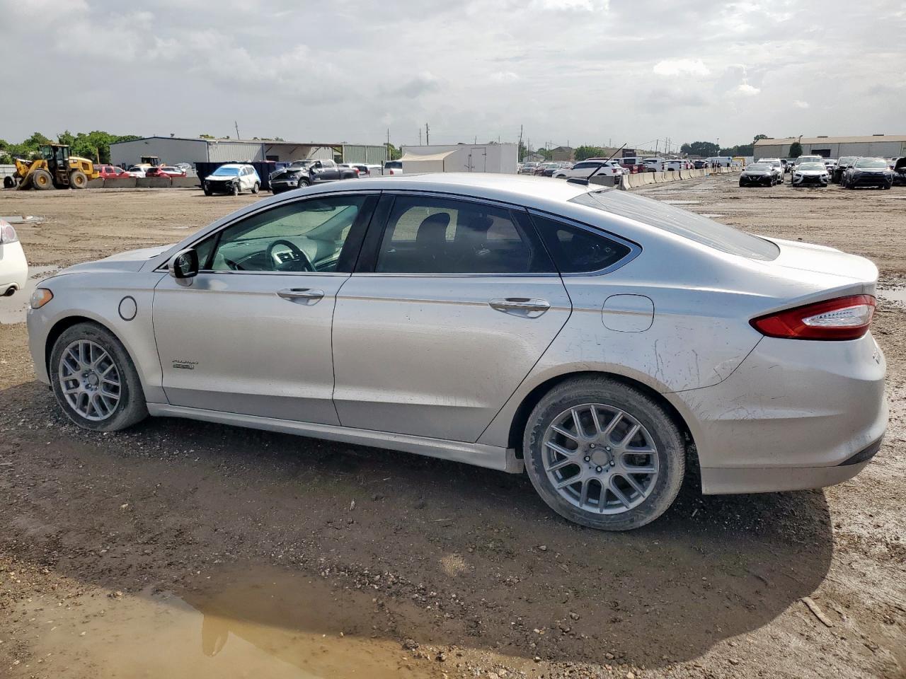 2014 Ford Fusion Se Phev - Фото 2
