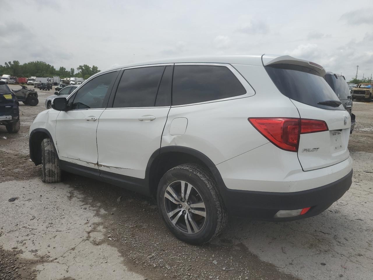 2018 Honda Pilot Exl - Image 2