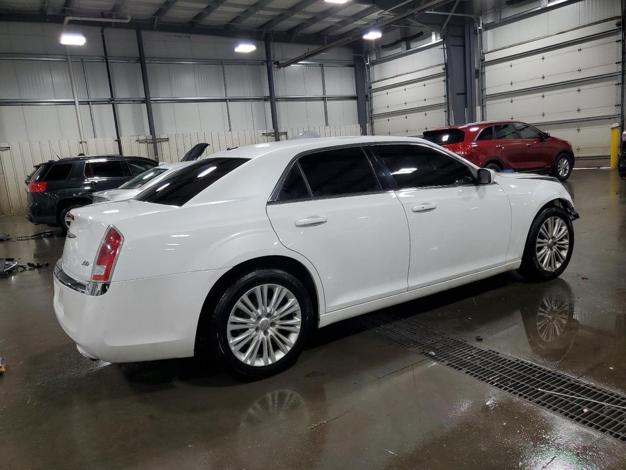 2014 Chrysler 300 - Фото 3