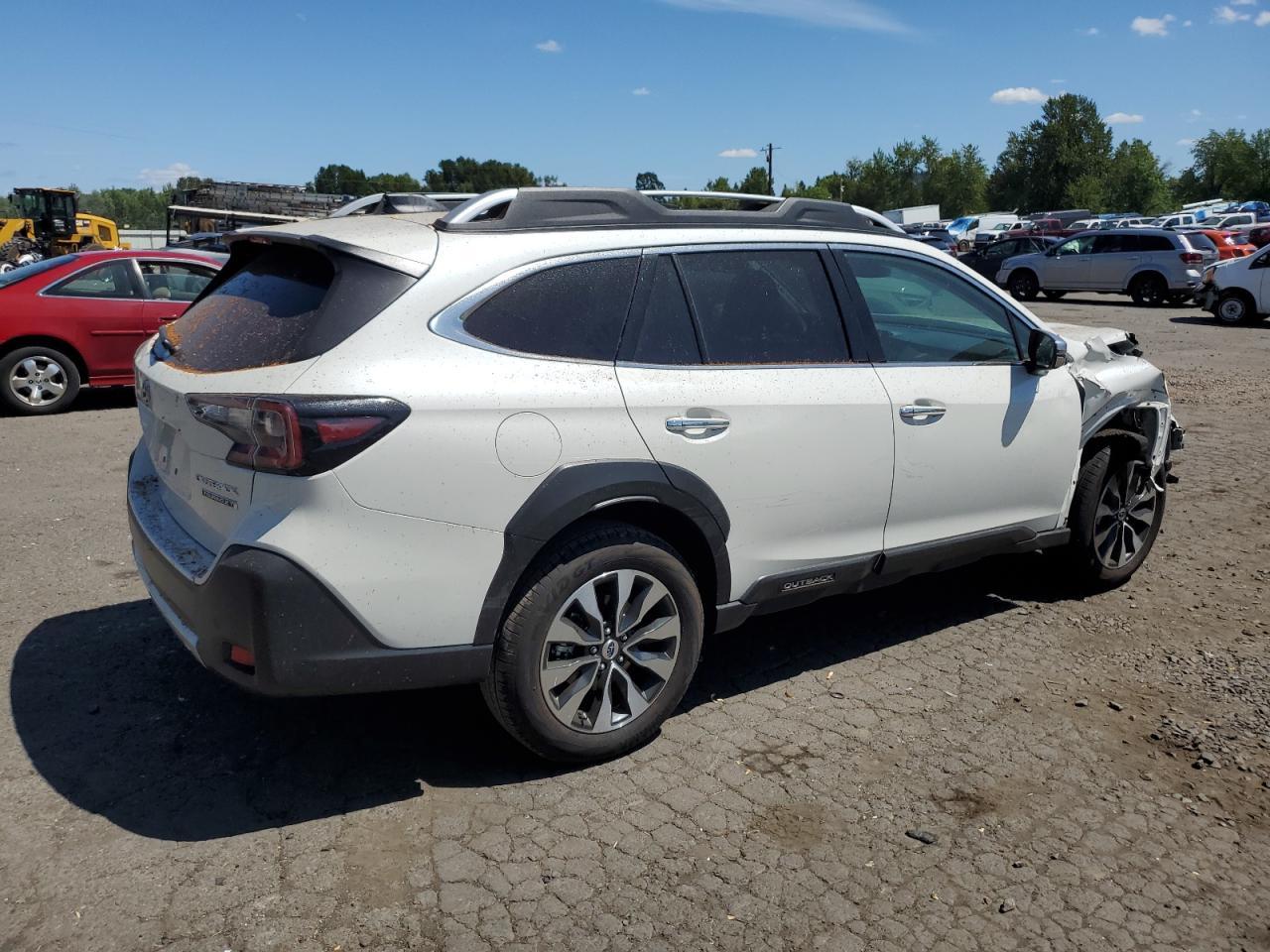 2025 Subaru Outback Touring - Фото 3