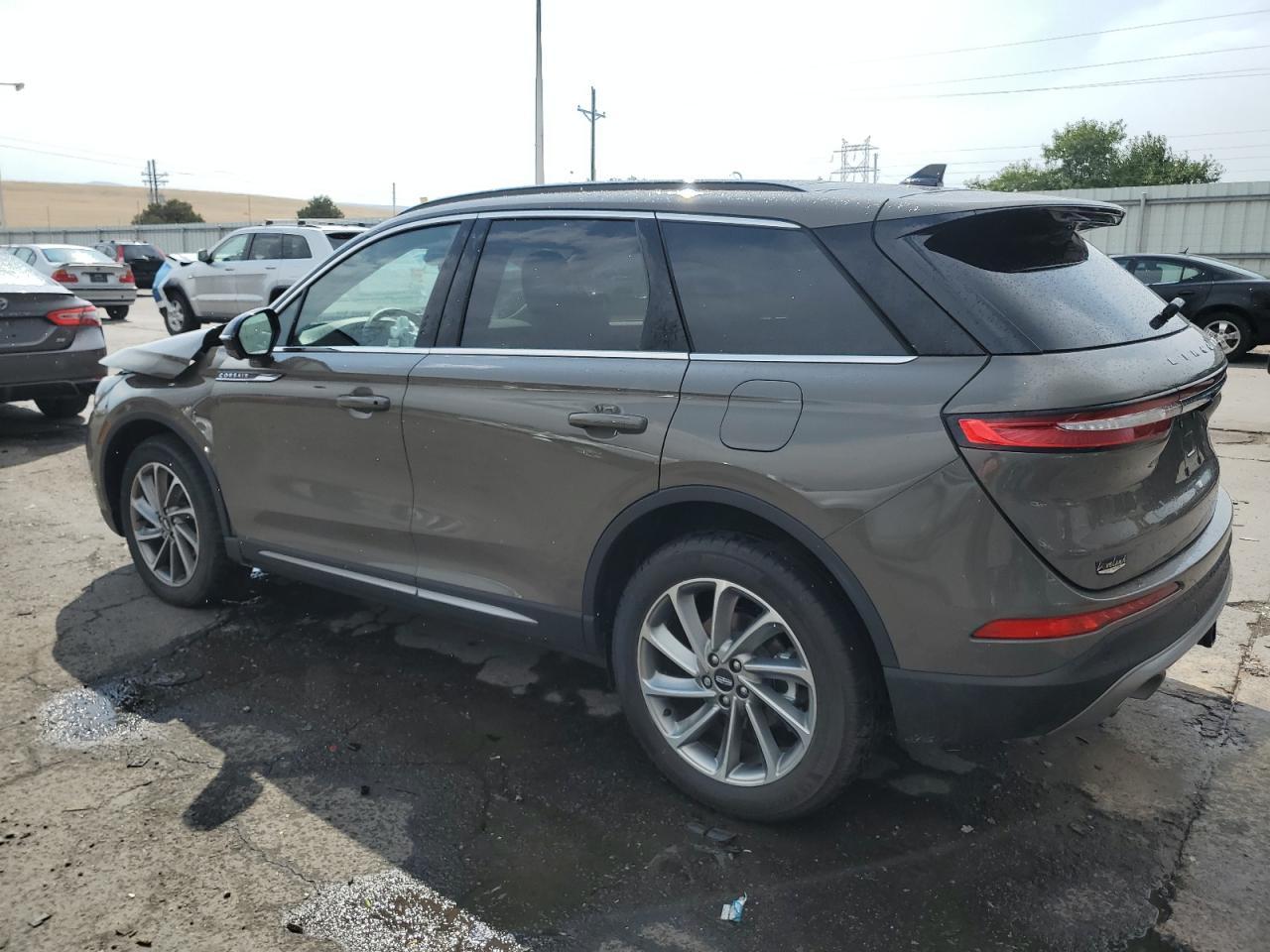 2025 Lincoln Corsair Premiere - Фото 2