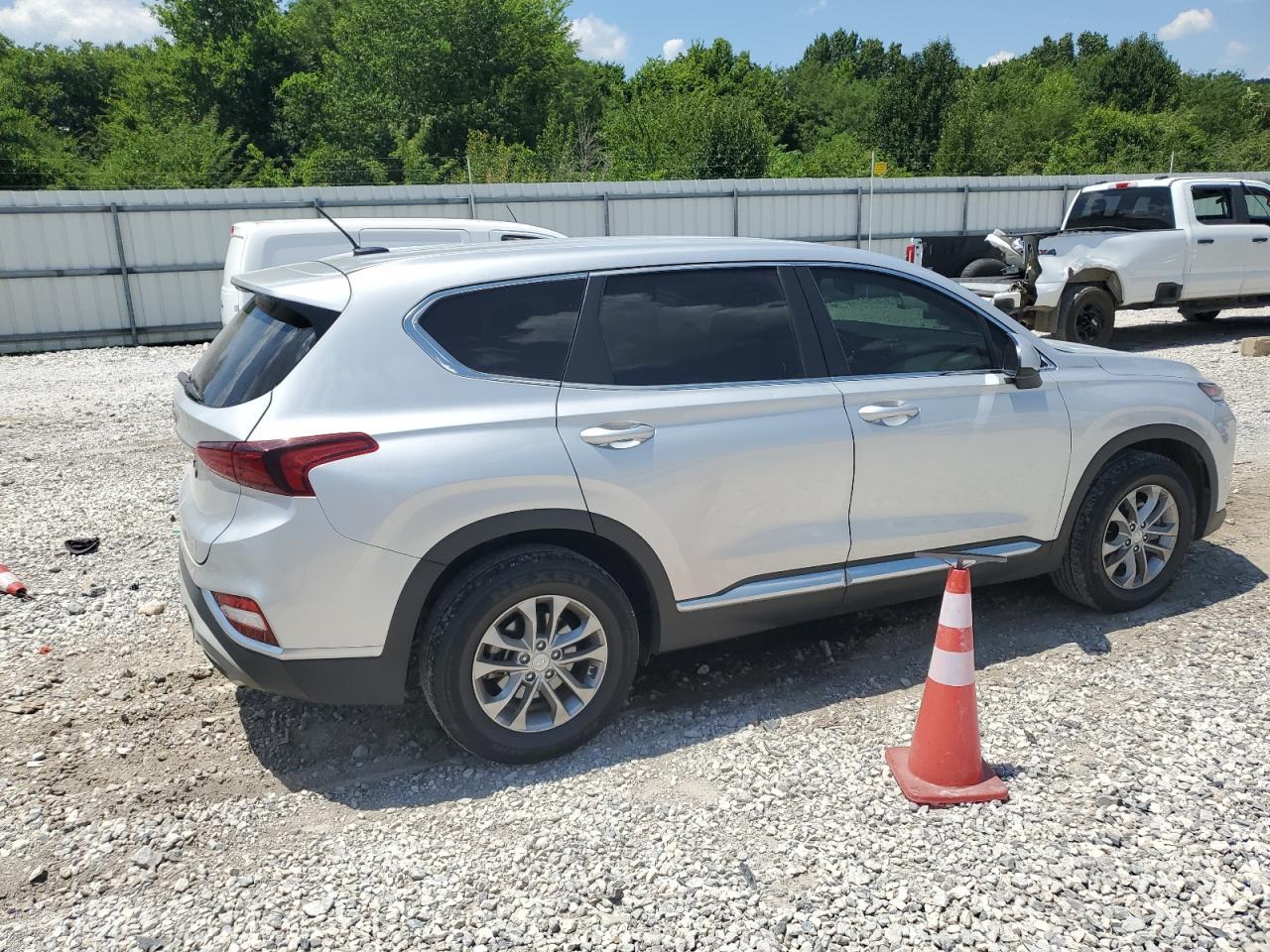 2019 Hyundai Santa Fe Se - Фото 3
