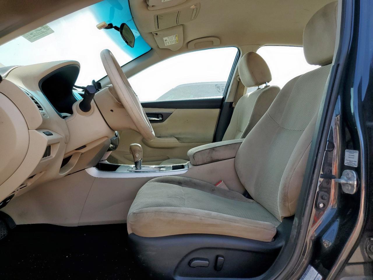 2015 Nissan Altima 2.5 - Image 7