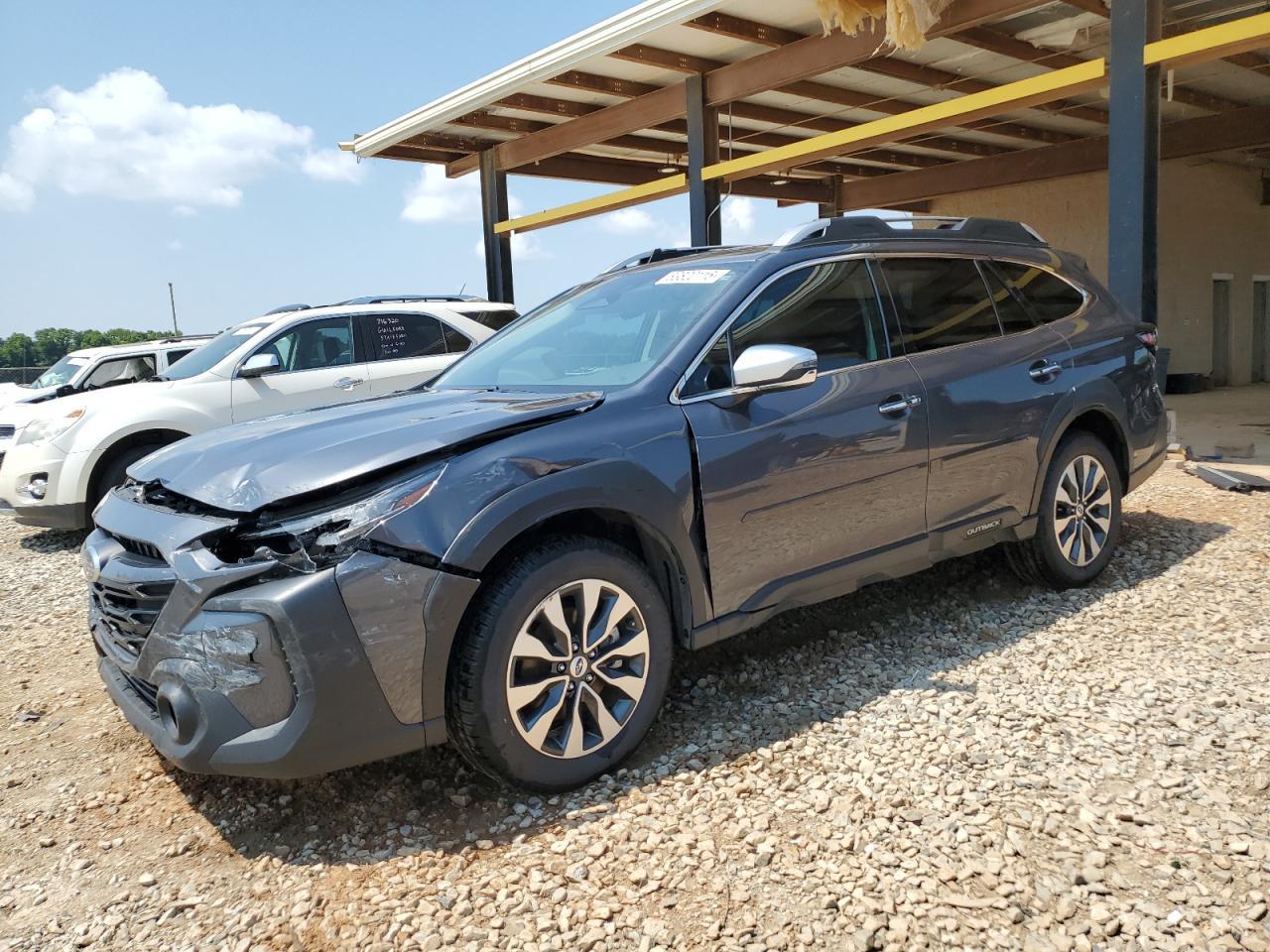 2023 Subaru Outback Touring