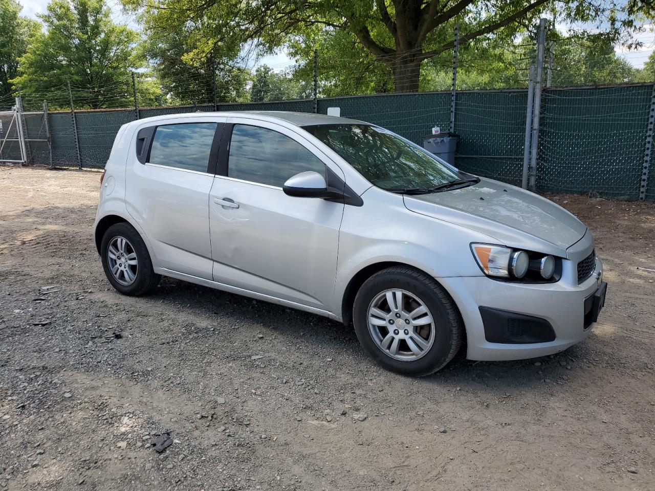 2013 Chevrolet Sonic Lt - Фото 4