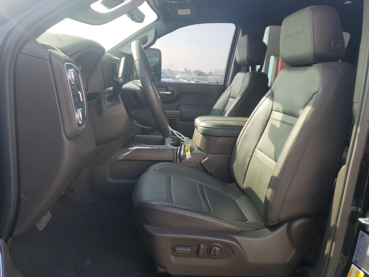 2023 GMC Sierra K2500 Denali - Image 7