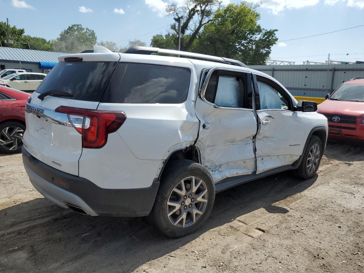 2021 GMC Acadia Slt - Image 3