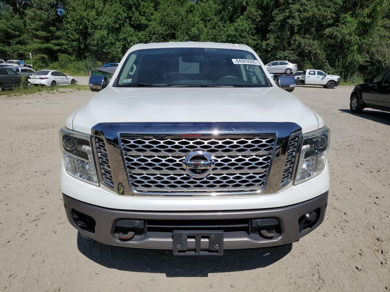 2017 Nissan Titan Sv - Фото 5