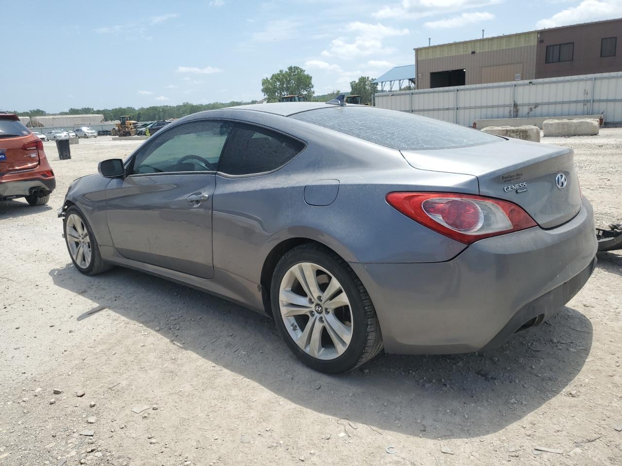2010 Hyundai Genesis Coupe 2.0T - Фото 2
