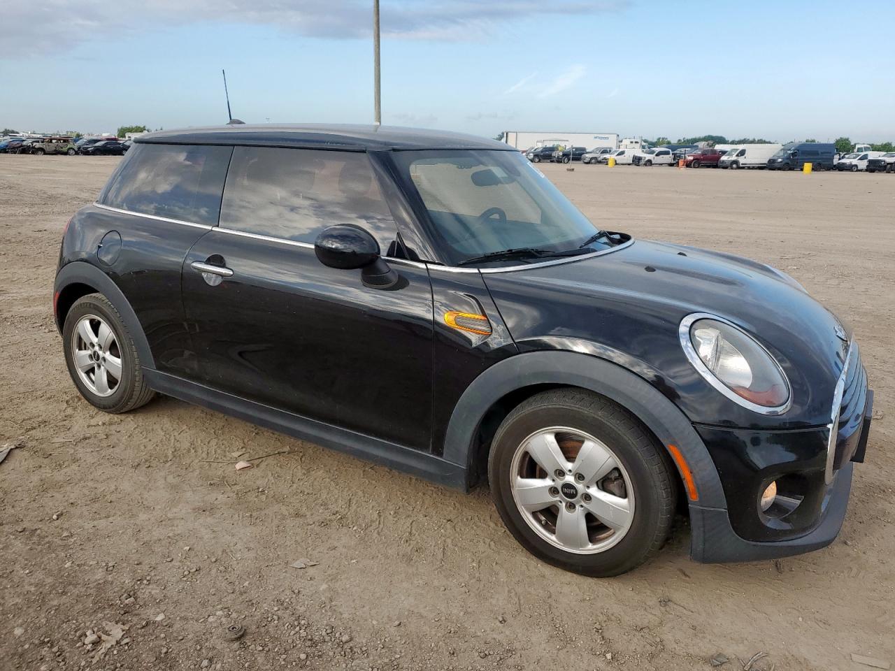 2017 Mini Cooper - Фото 4