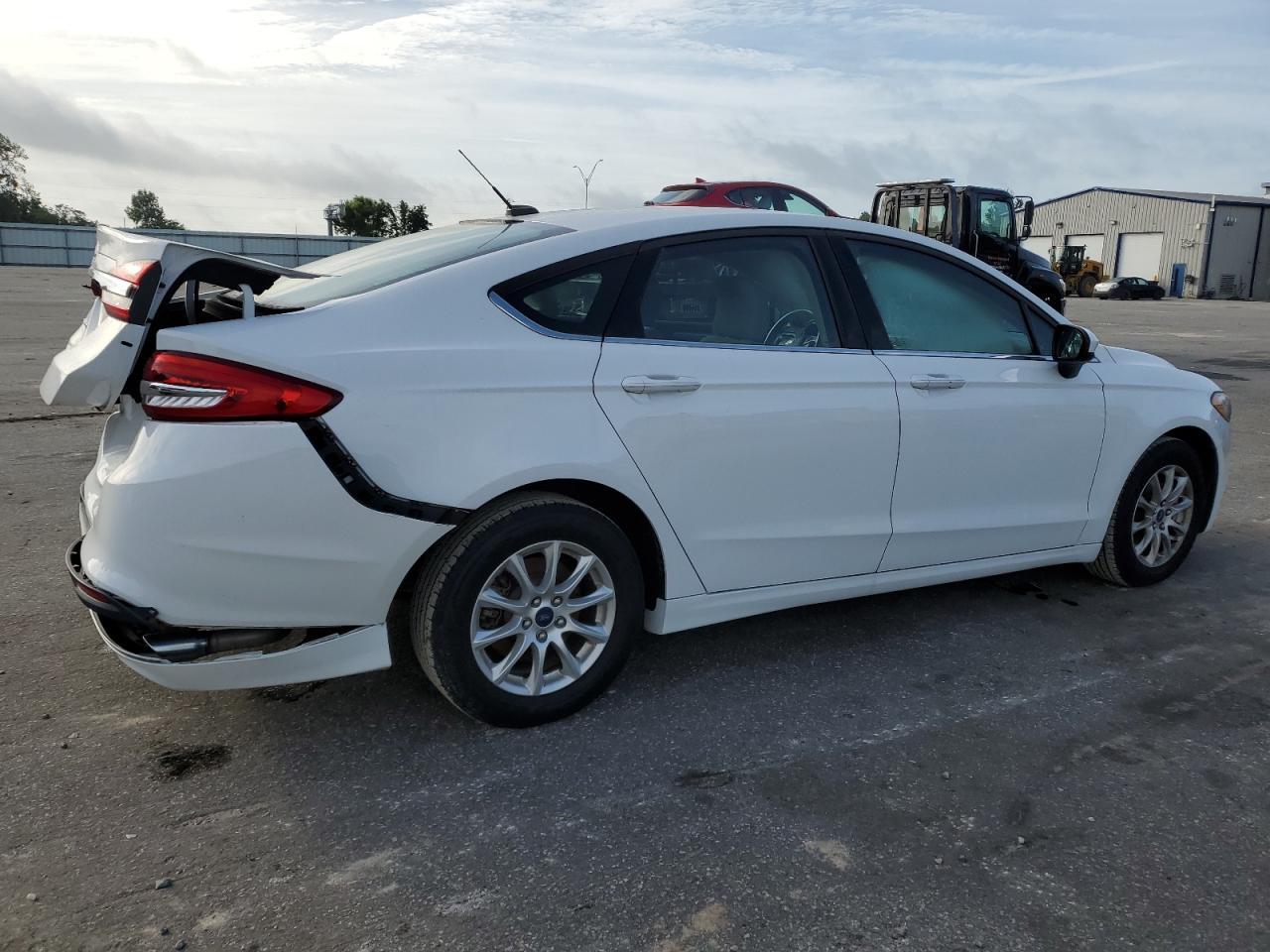 2017 Ford Fusion S - Image 3