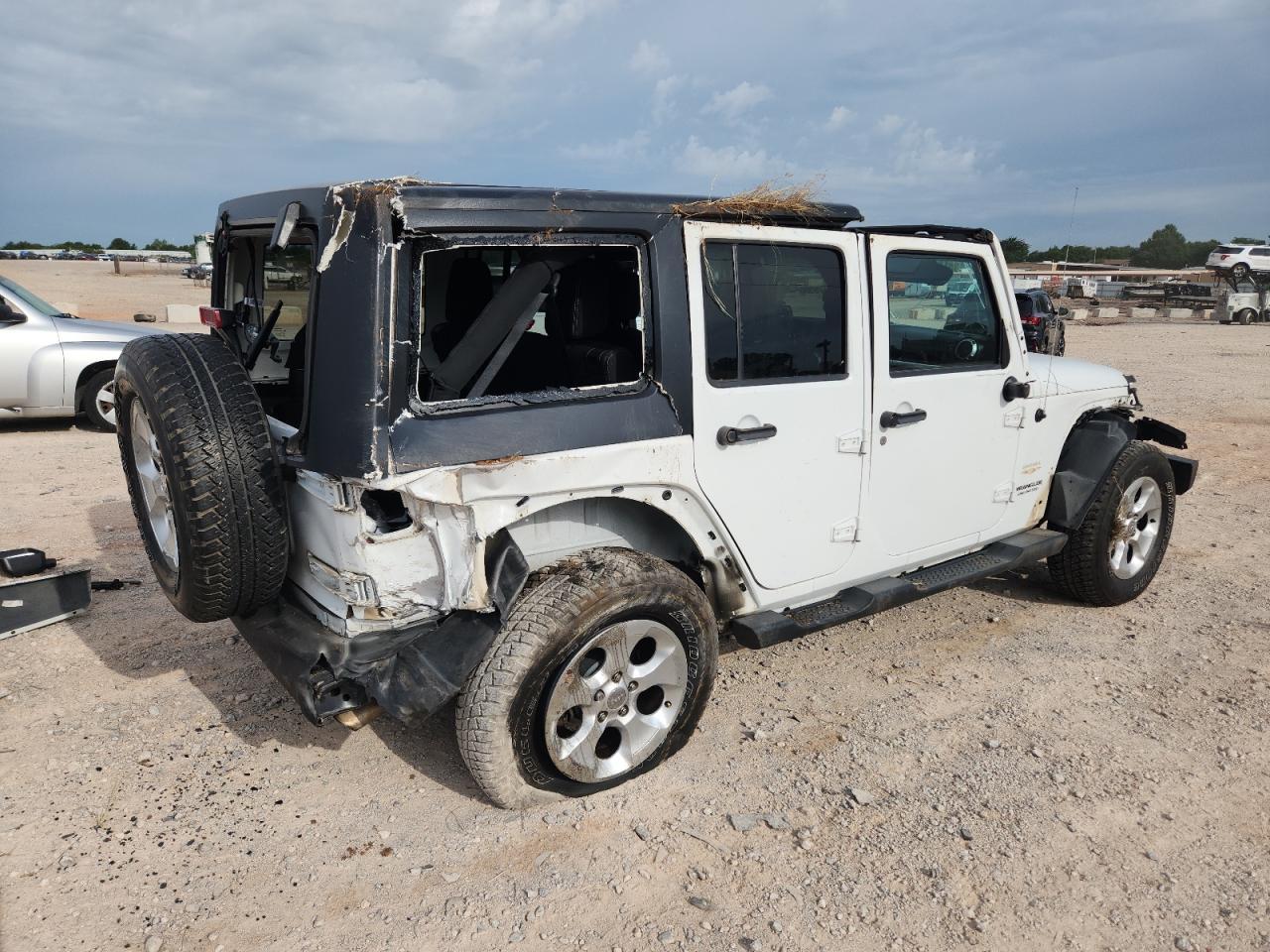 2013 Jeep Wrangler Unlimited Sahara - Фото 3