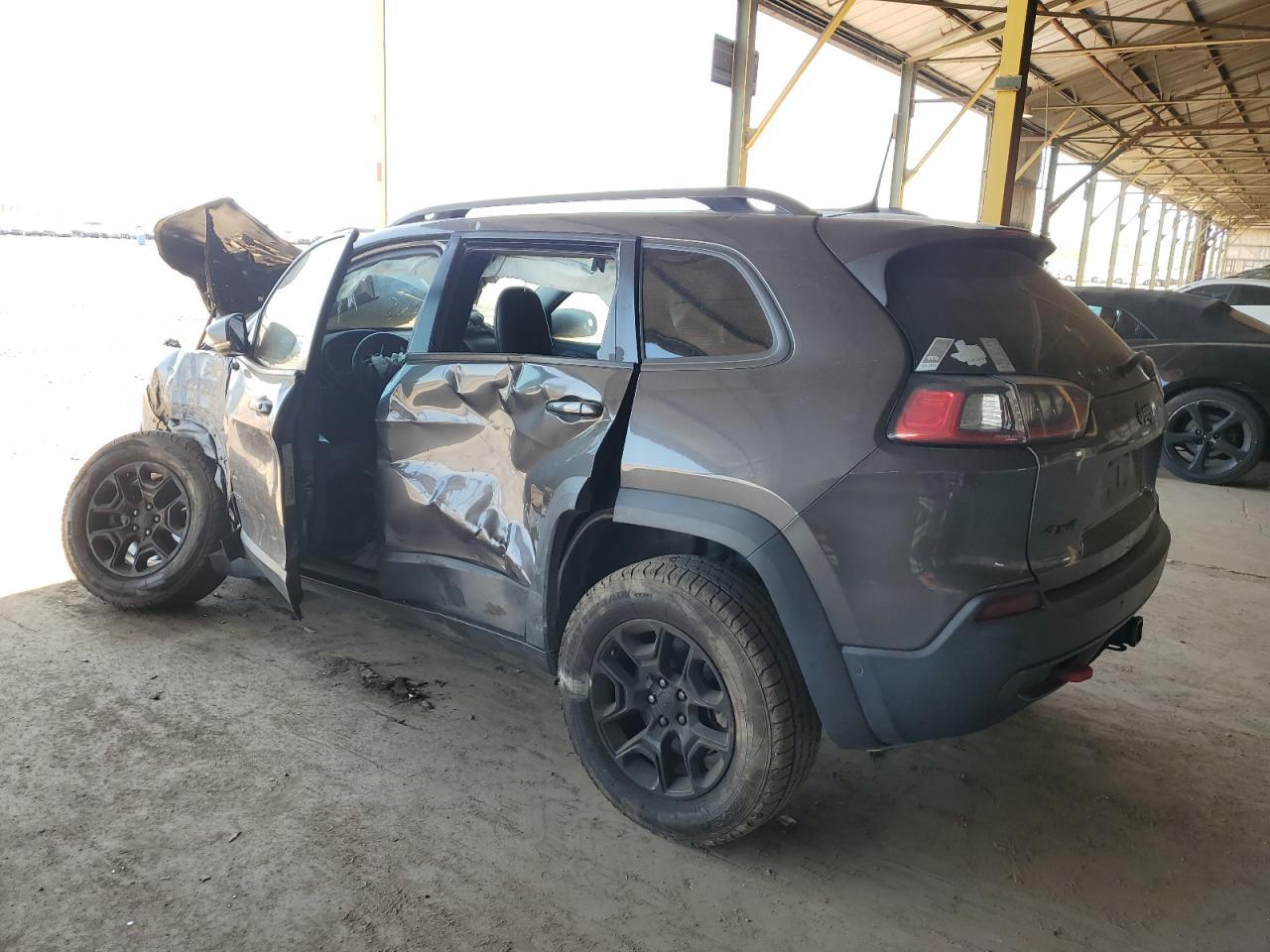 2019 Jeep Cherokee Trailhawk - Фото 2