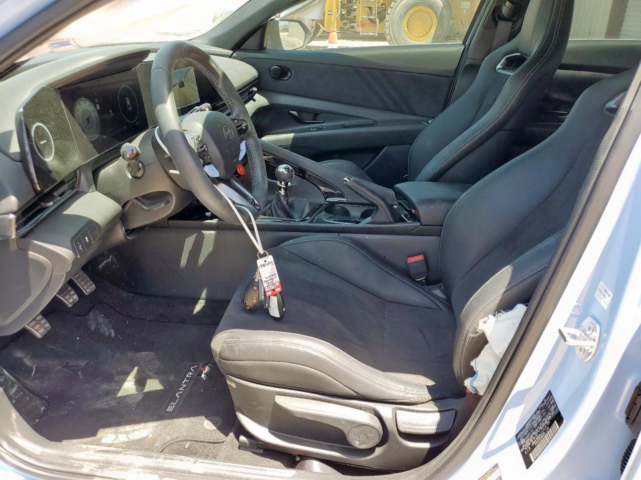 2025 Hyundai Elantra N - Фото 7