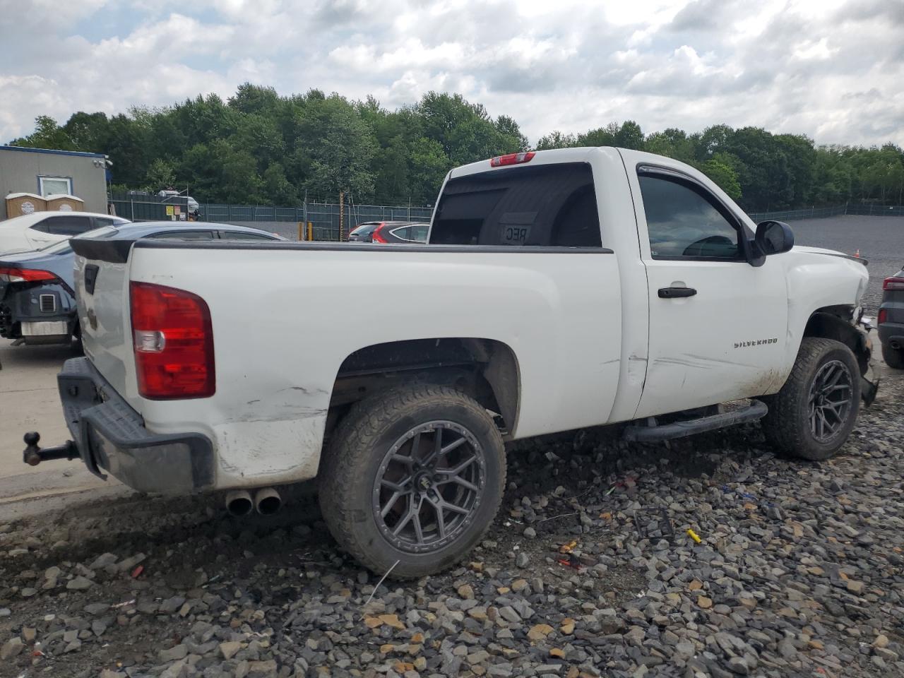 2011 Chevrolet 1500 - Фото 3