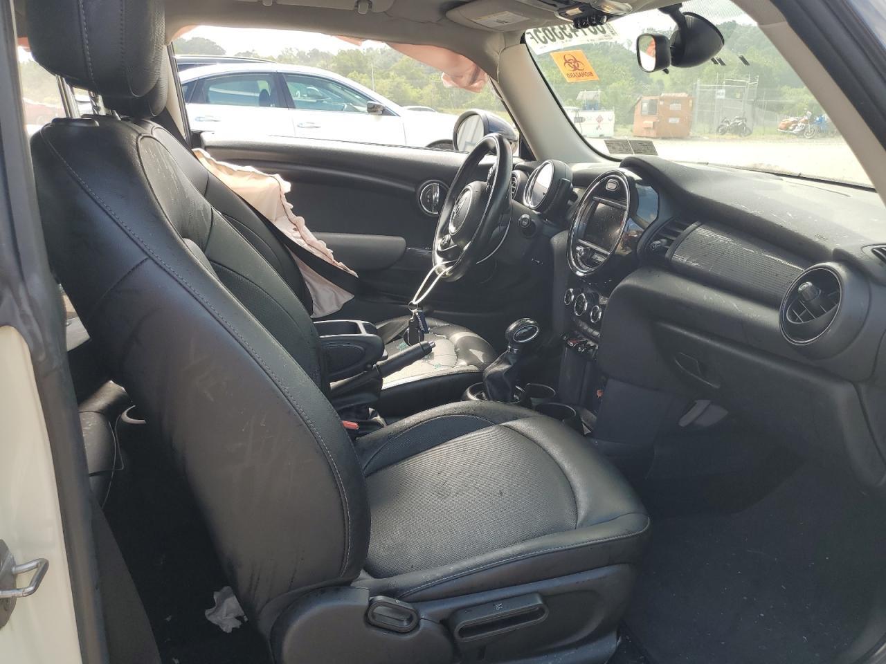 2017 Mini Cooper - Image 7