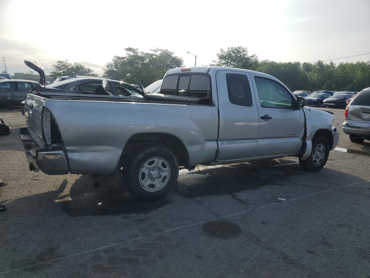 2011 Toyota Tacoma Access Cab - Image 3