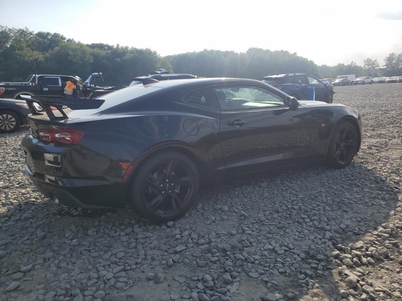 2023 Chevrolet Camaro Lt - Фото 3