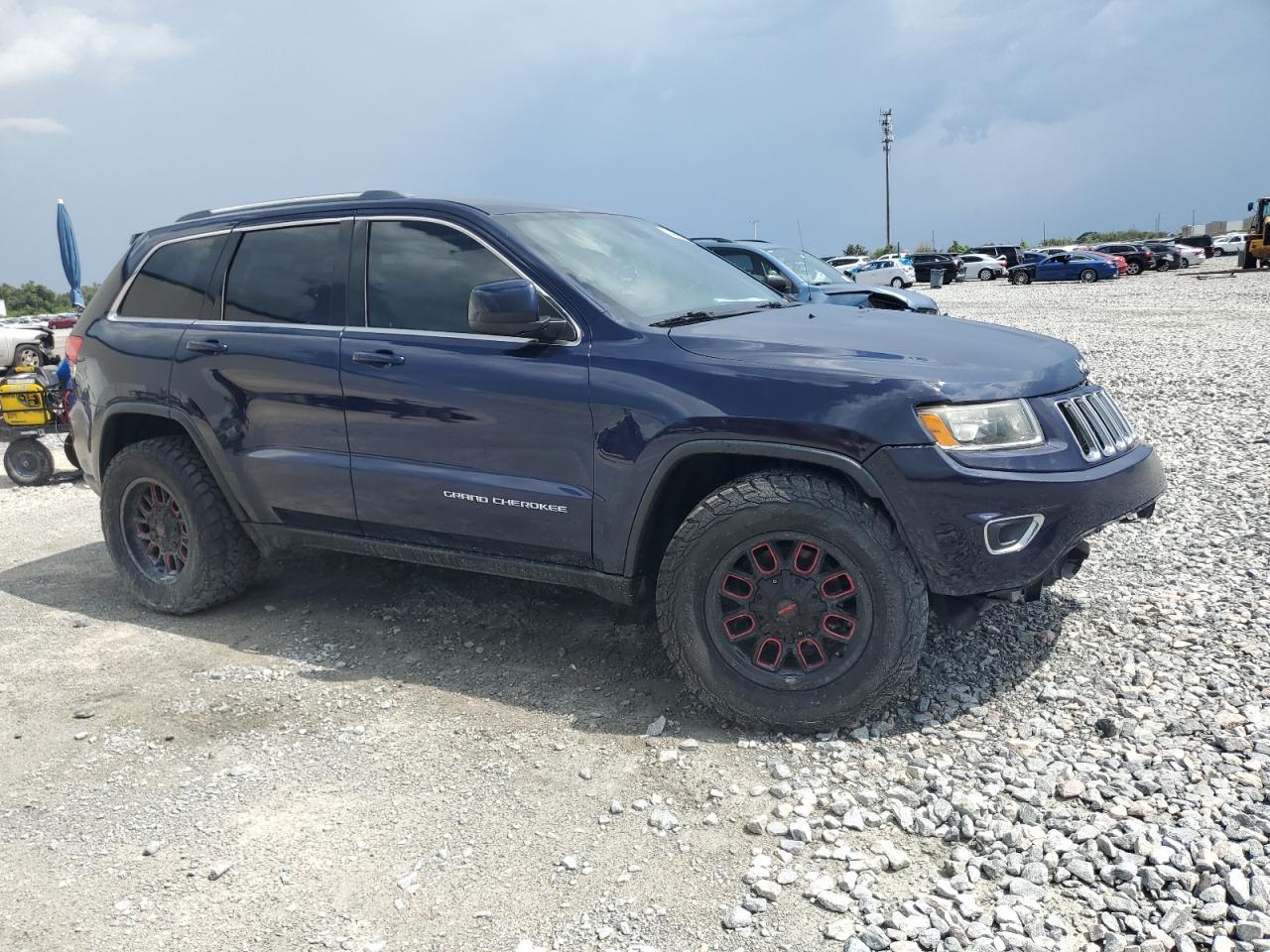 2015 Jeep Grand Cherokee Laredo - Image 4