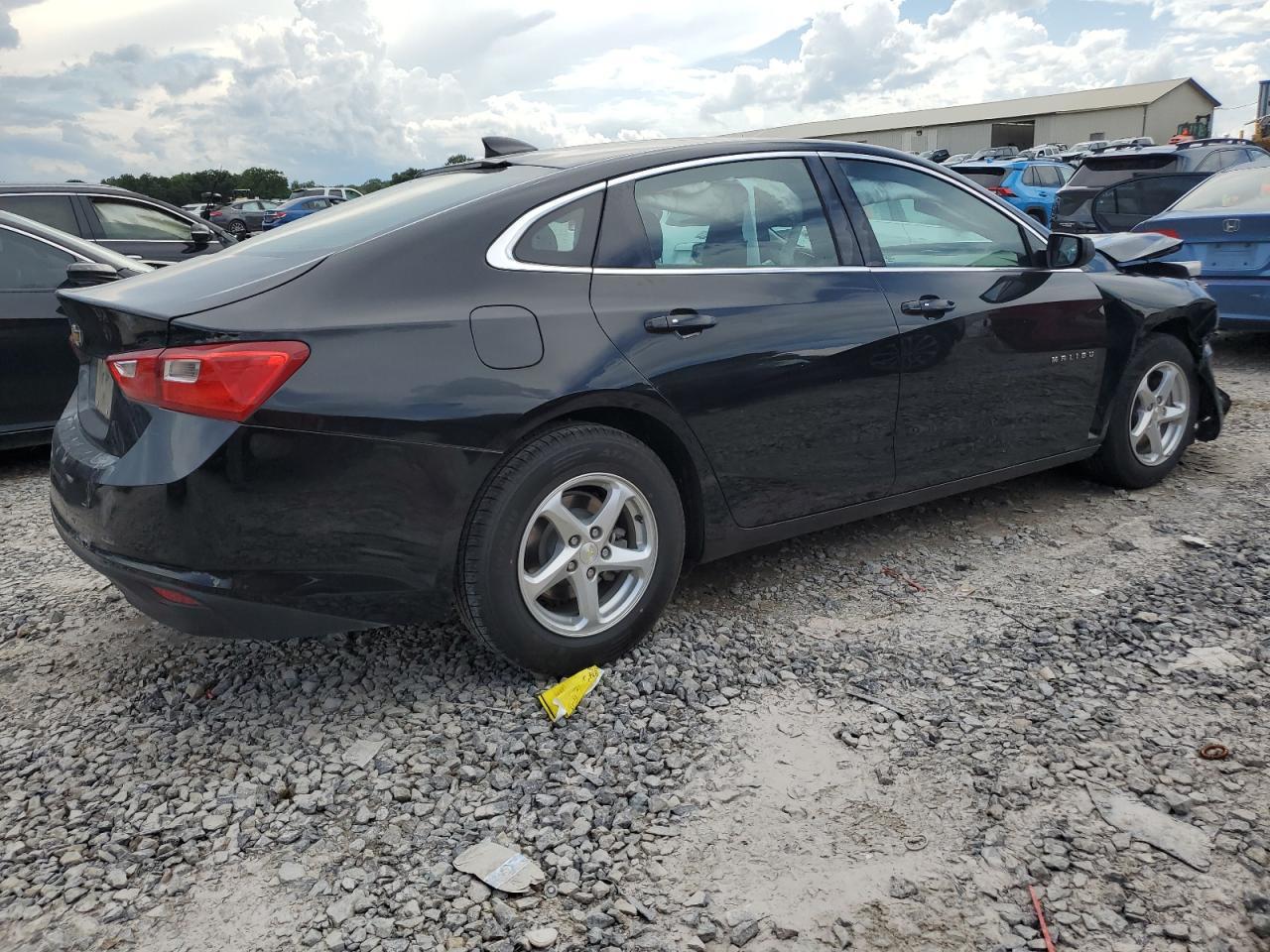2018 Chevrolet Malibu Ls - Image 3