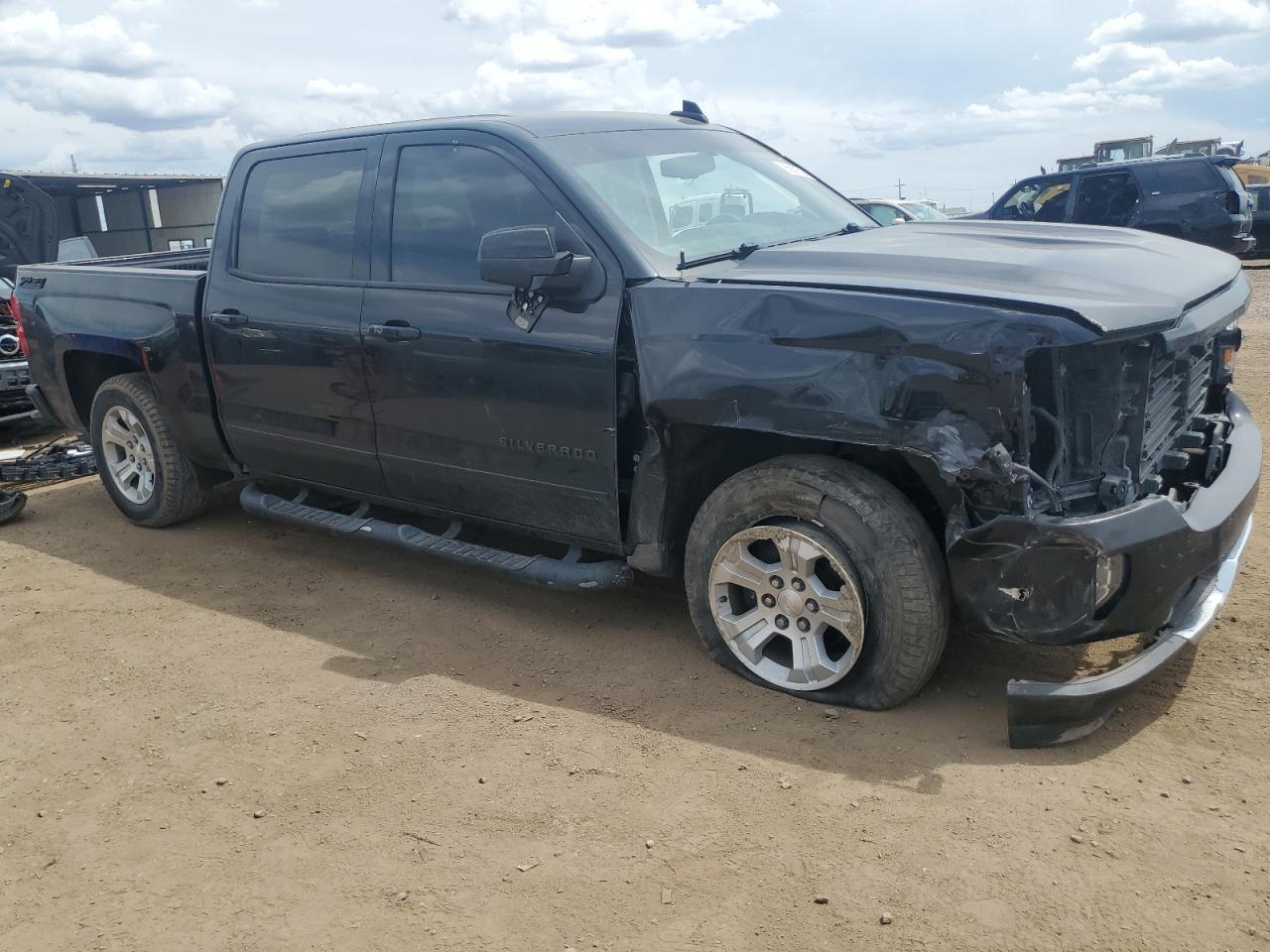 2017 Chevrolet Silverado K1500 Lt - Image 4