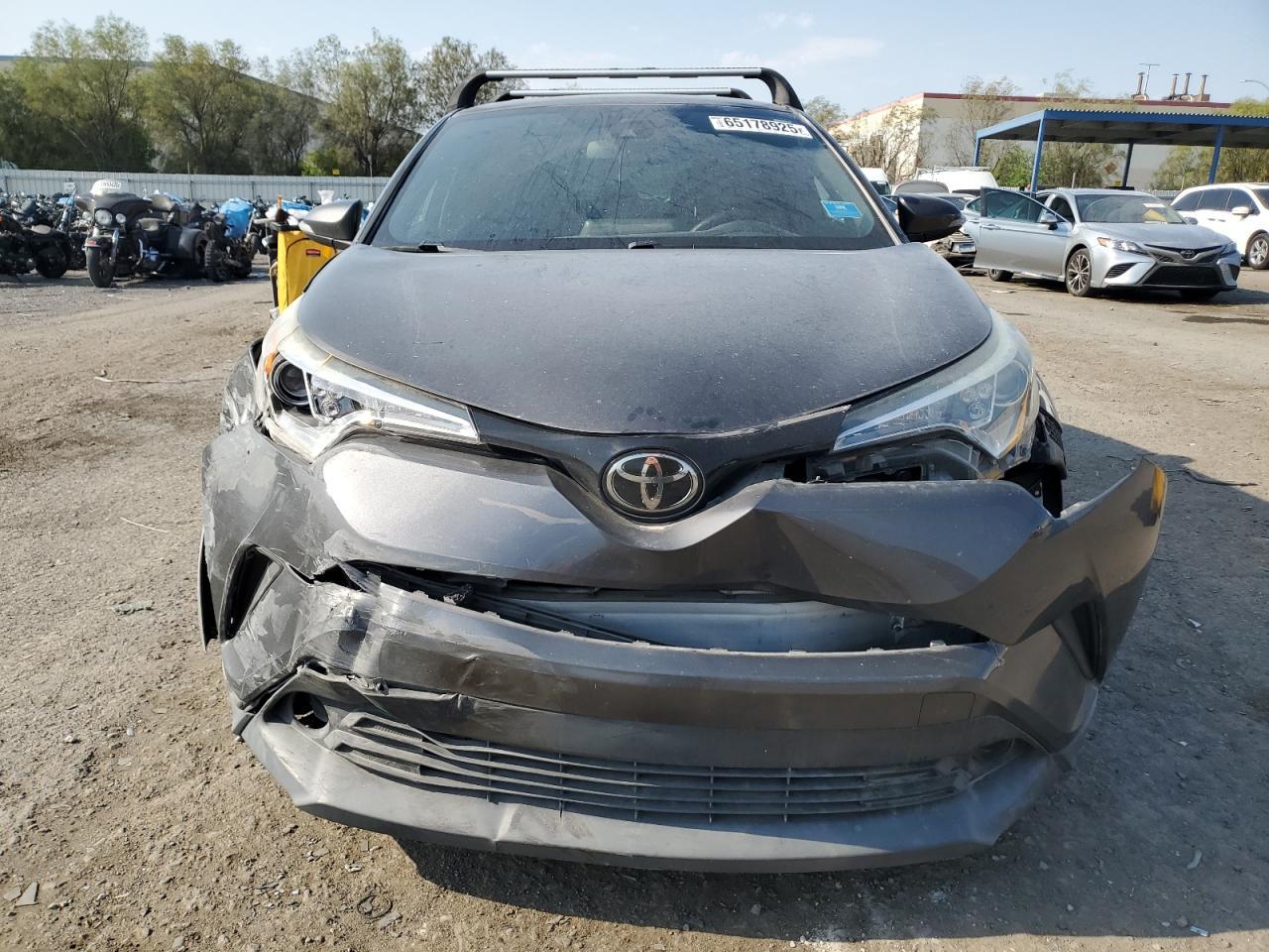 2018 Toyota C-Hr Xle - Image 5