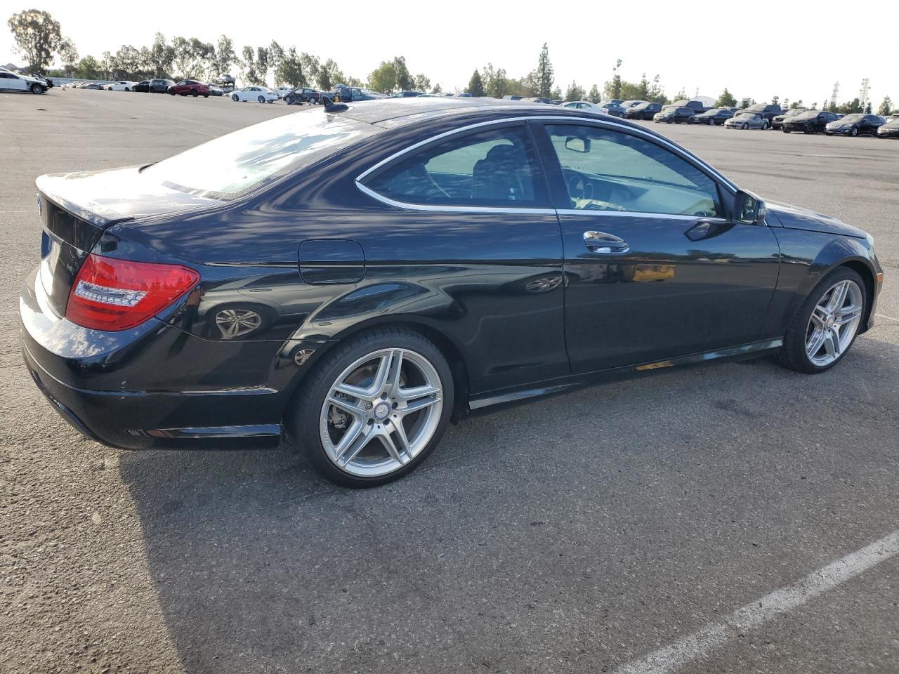 2014 Mercedes-Benz C 250 - Image 3