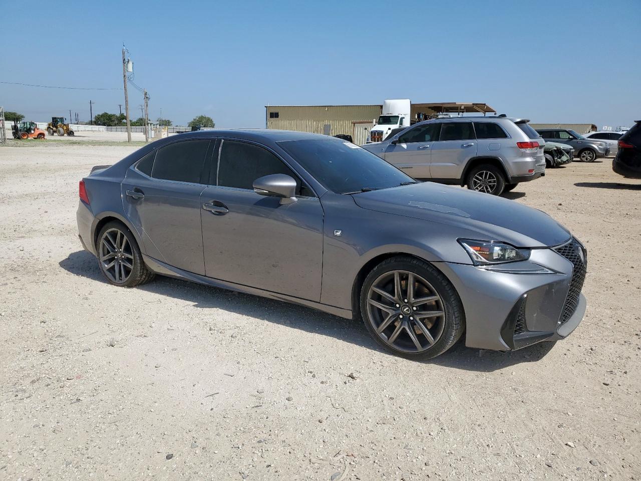 2018 Lexus Is 300 - Image 4