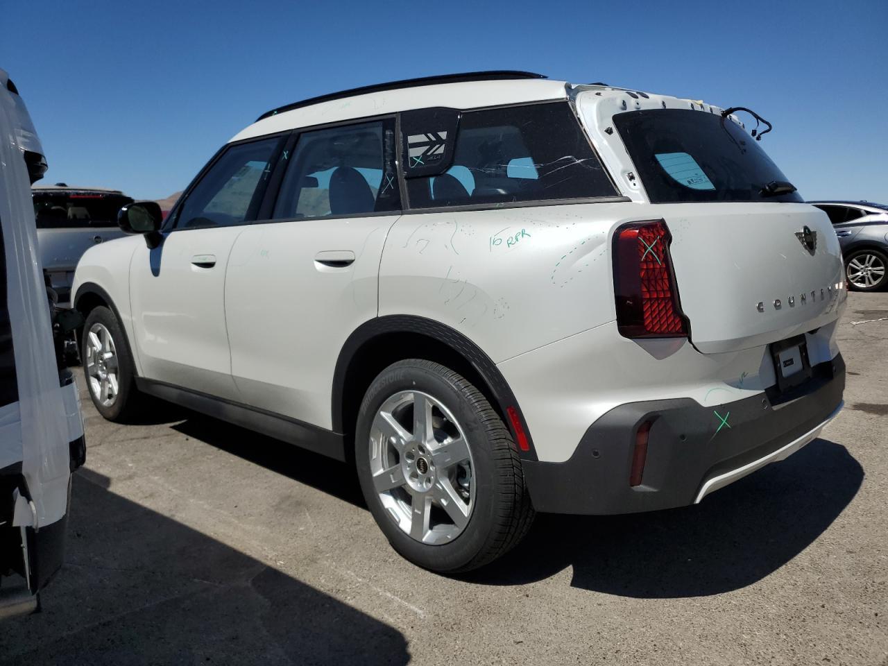 2025 Mini Countryman S All4 - Фото 2