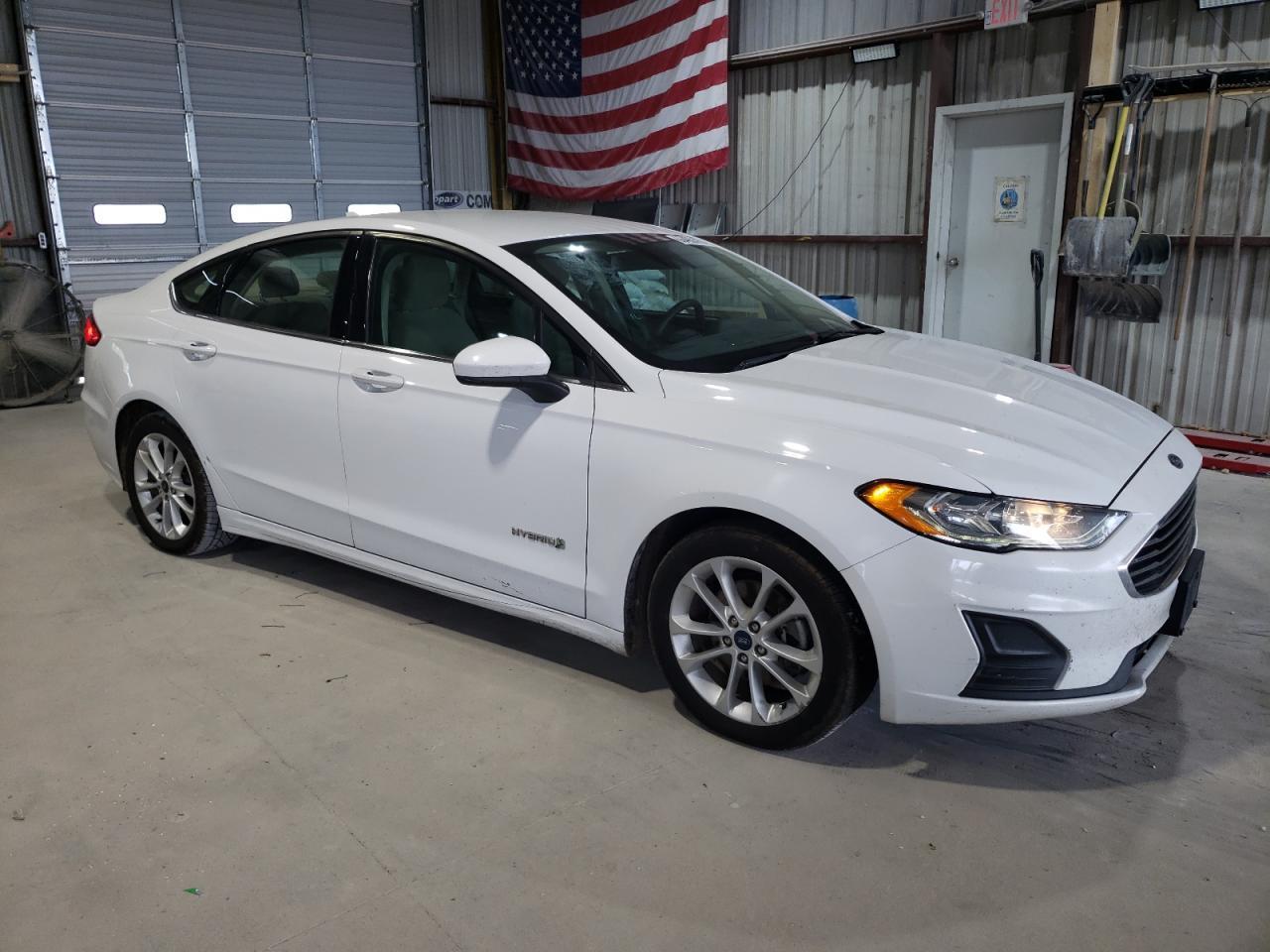 2019 Ford Fusion Se - Фото 4