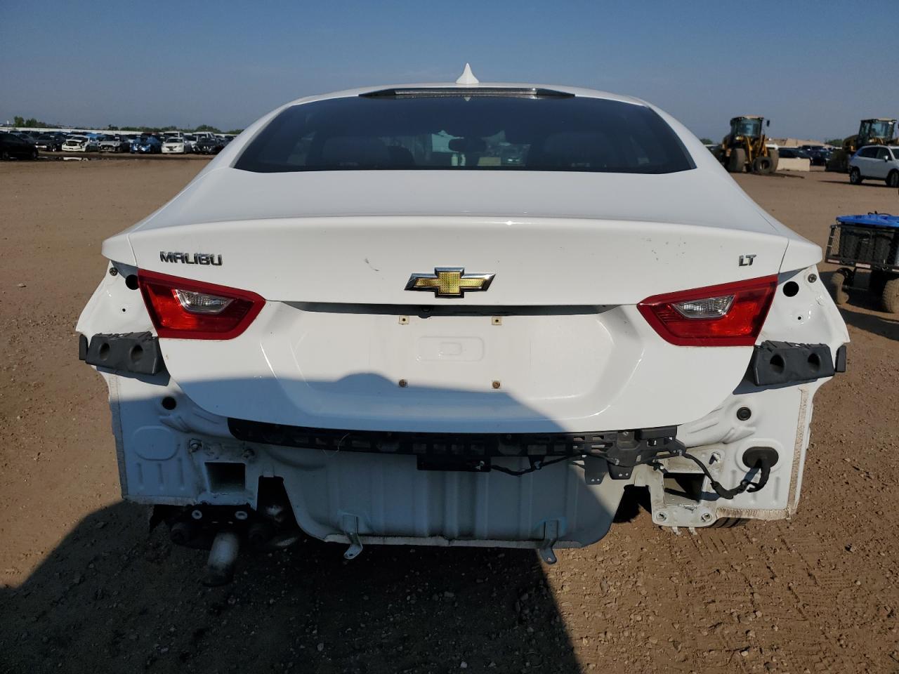 2017 Chevrolet Malibu Lt - Image 6