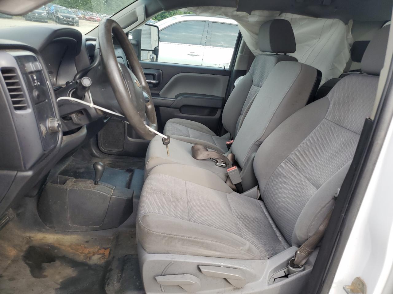 2016 Chevrolet Silverado K2500 Heavy Duty - Image 7