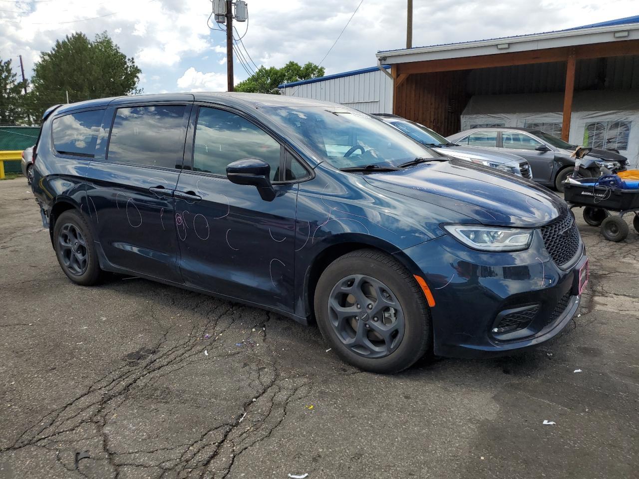 2022 Chrysler Pacifica Hybrid Touring L - Фото 4