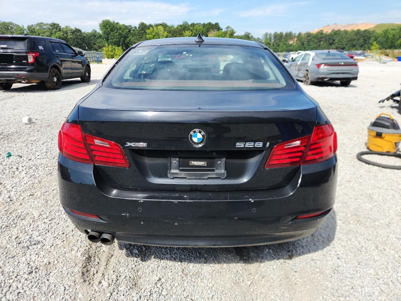 2014 BMW 528 Xi - Image 6